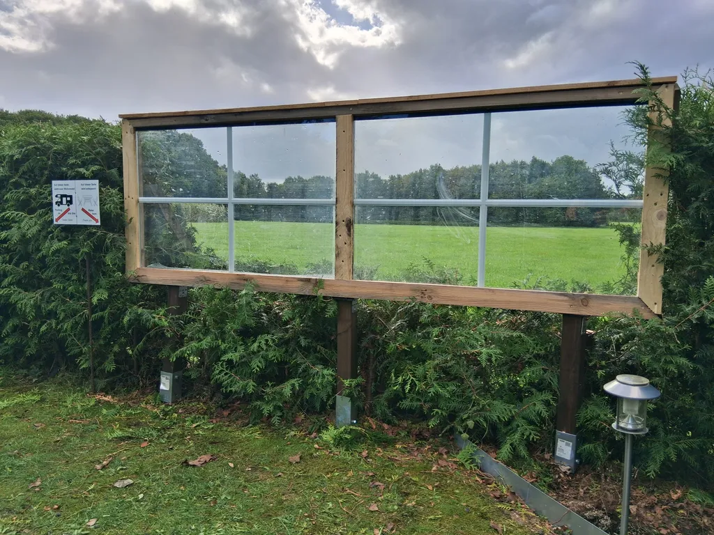 Unsere "Hecken-Fenster", für tolle Aussicht und Windschutz.