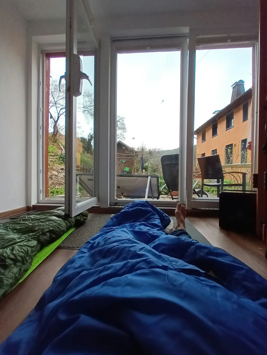 Blick aus dem Schlafsack.